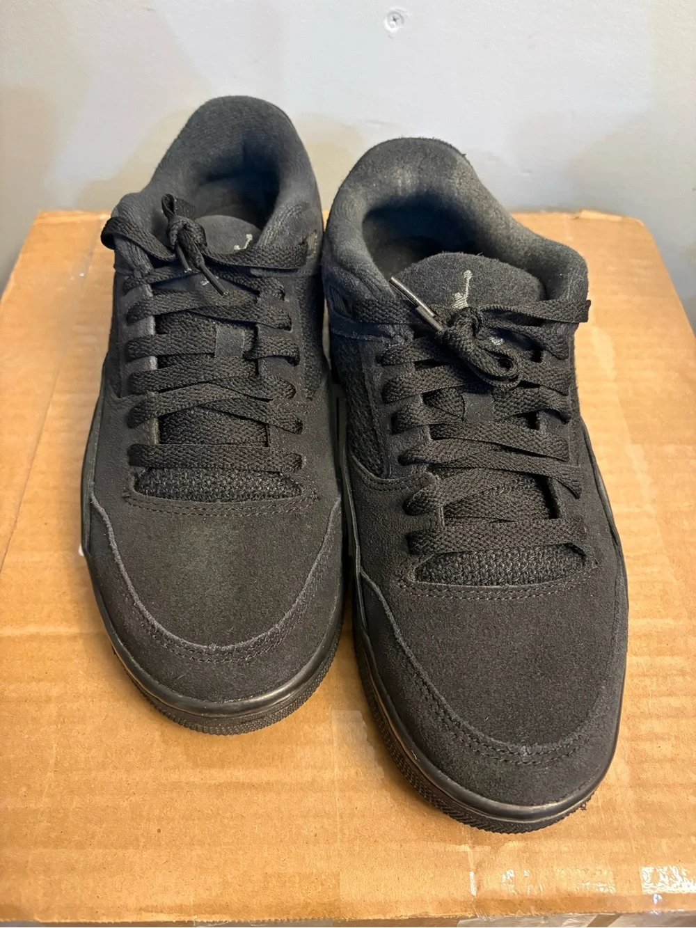 Men’s Jordan Flight Court size 9 New fits women’s 10.5